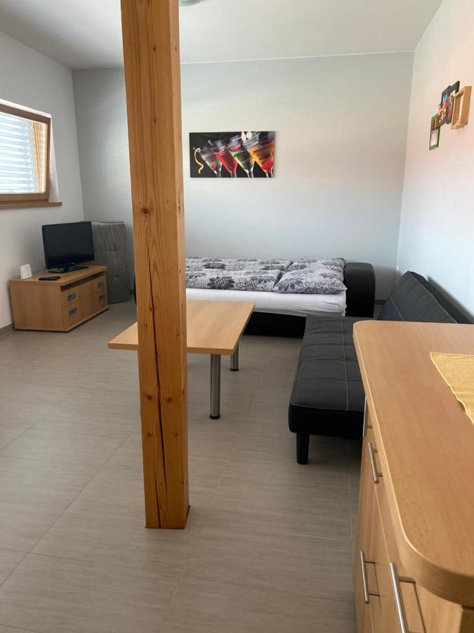 Apartman Hustopeče Exterior foto