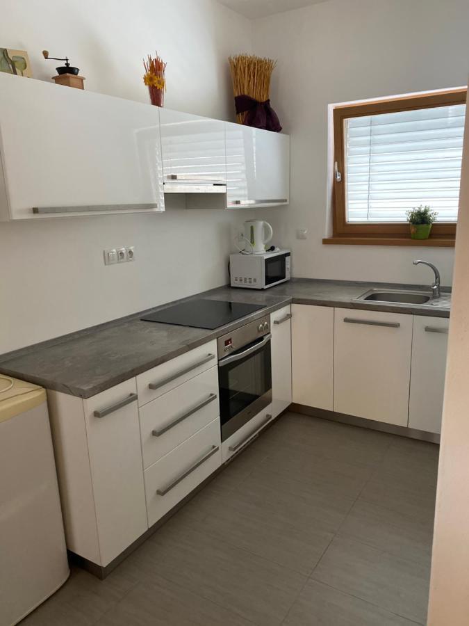 Apartman Hustopeče Exterior foto