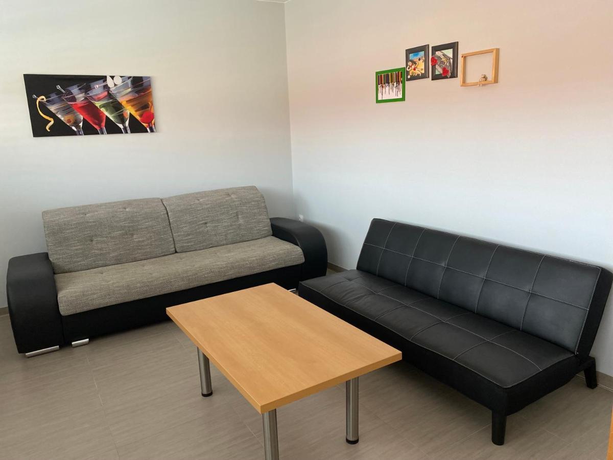 Apartman Hustopeče Exterior foto