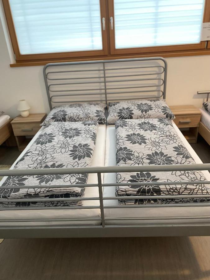 Apartman Hustopeče Exterior foto